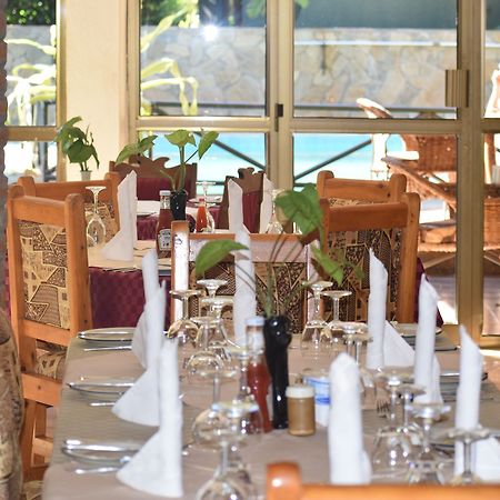 Ngorongoro Lodge Карату Екстериор снимка