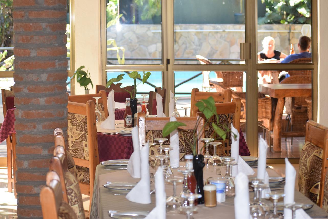 Ngorongoro Lodge Карату Екстериор снимка