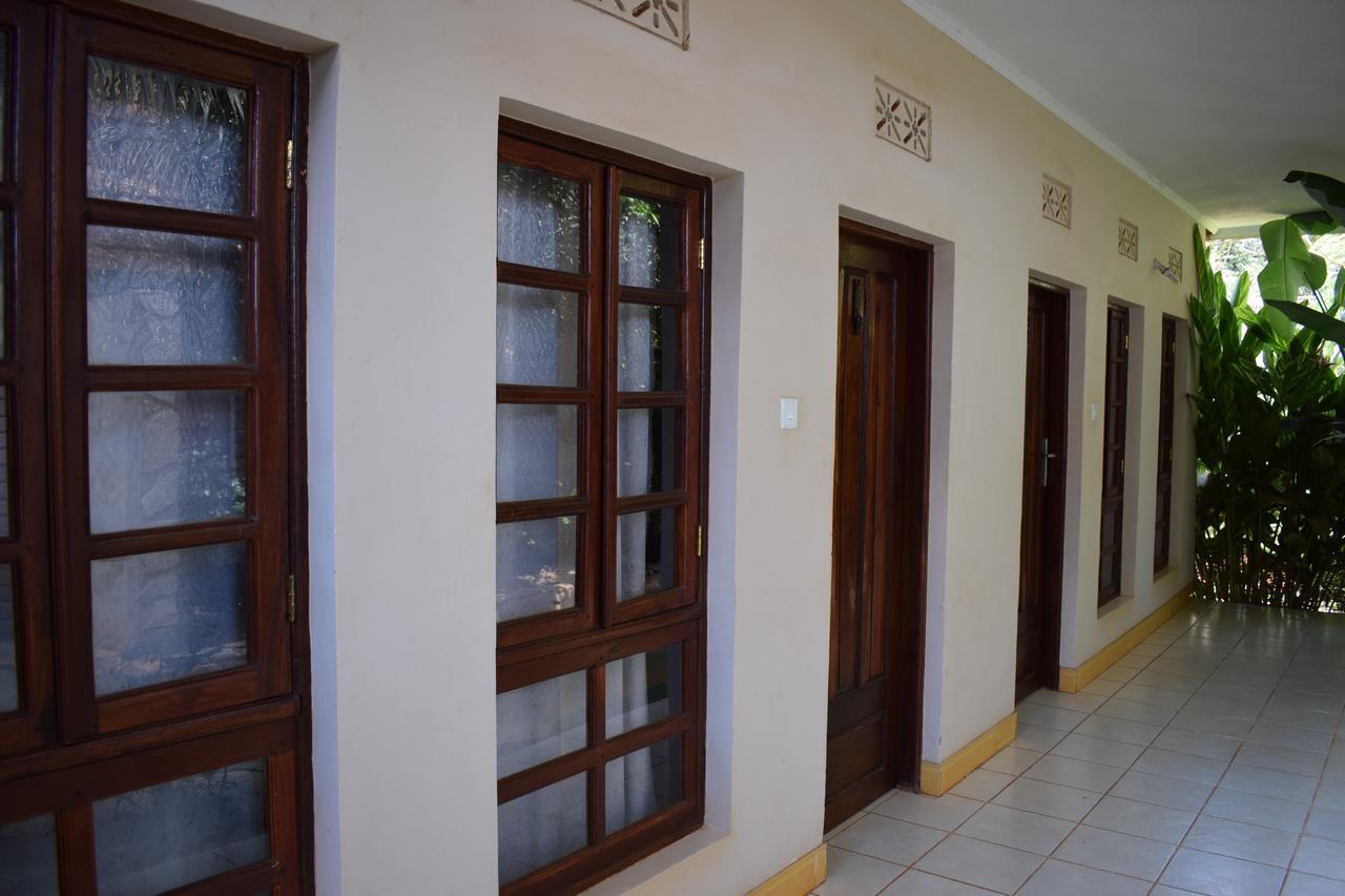 Ngorongoro Lodge Карату Екстериор снимка