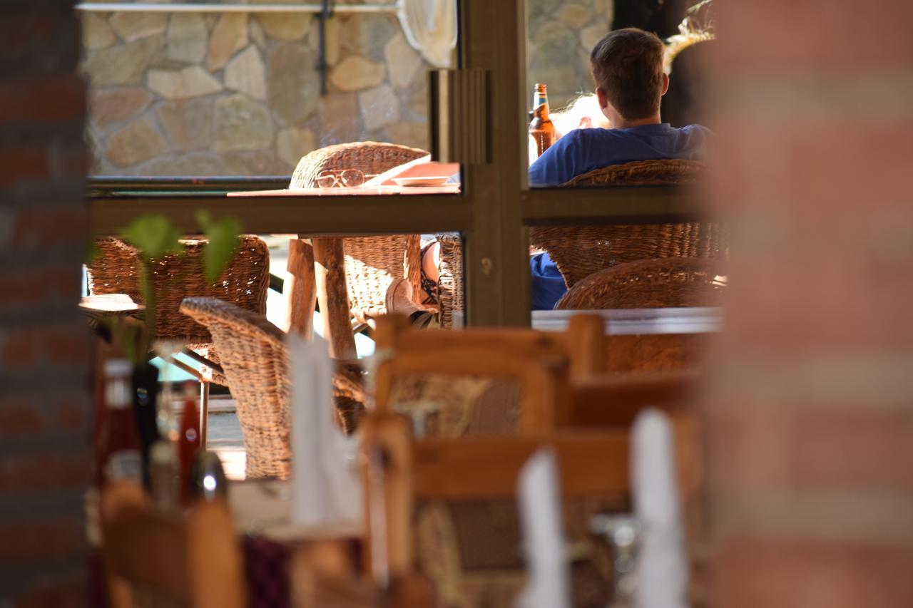 Ngorongoro Lodge Карату Екстериор снимка